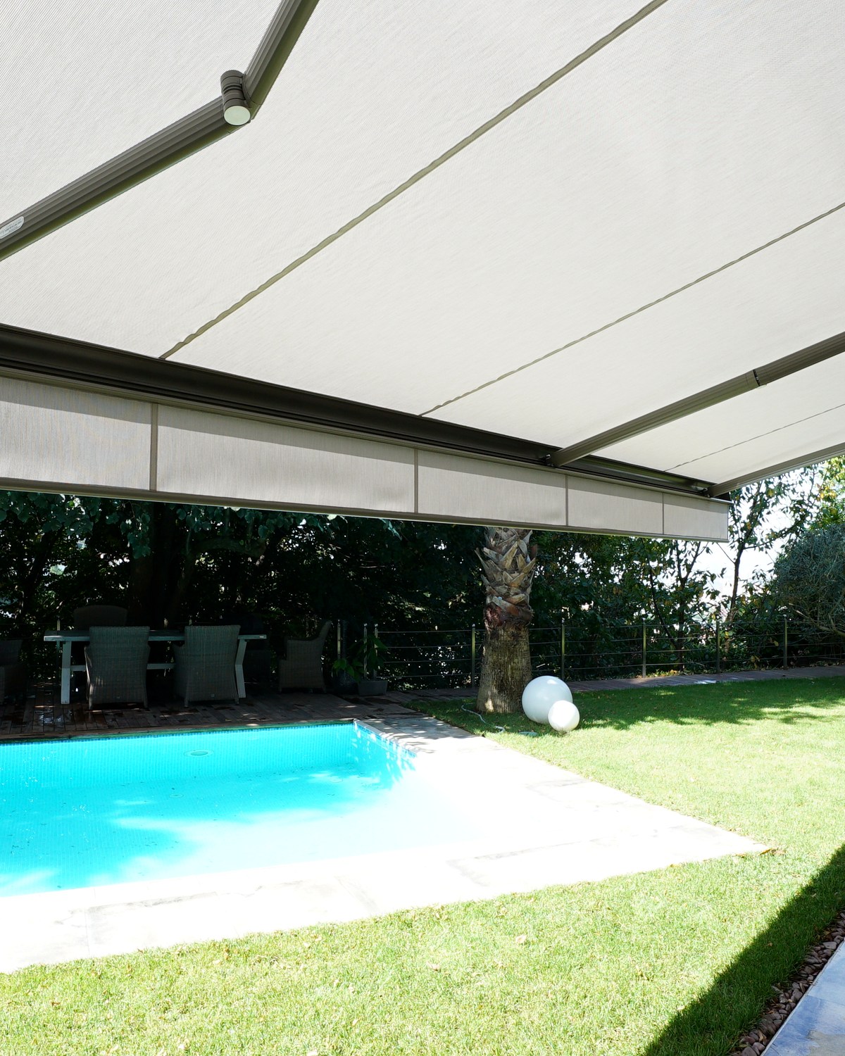 Acarkent Villa pergola installation, Beykoz, İstanbul