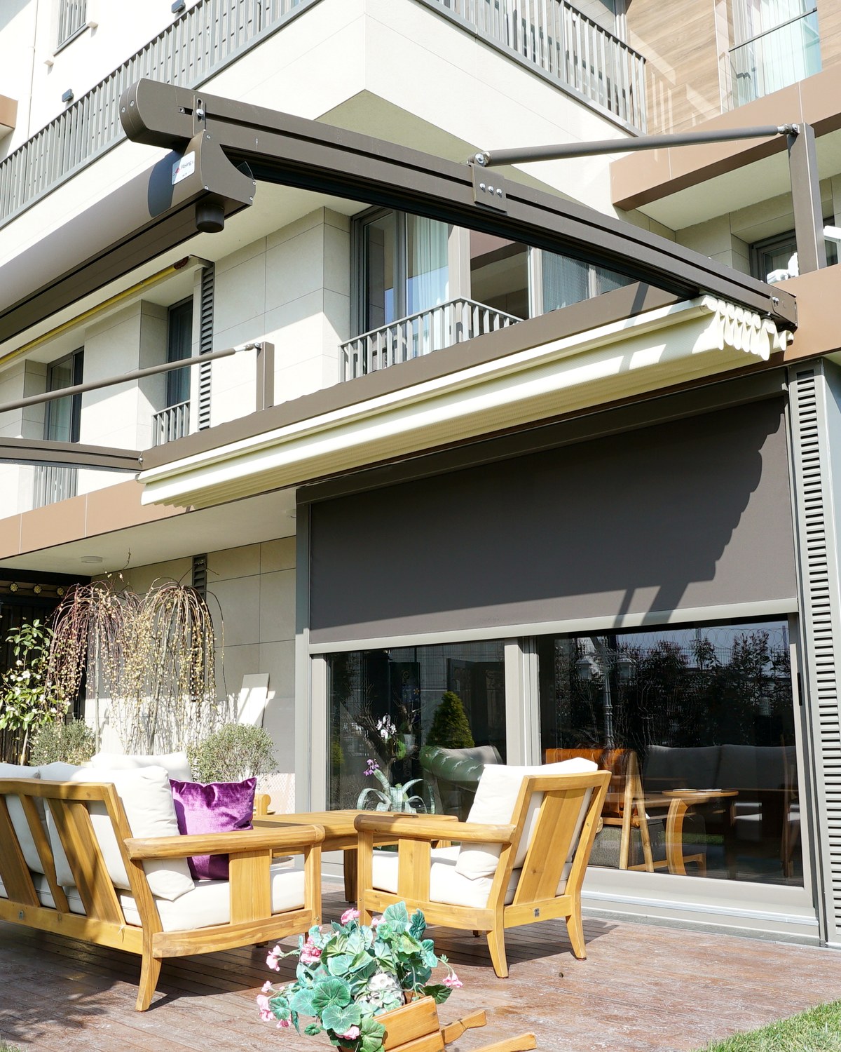 Falcate R2 Residence pergola installation, Beylikdüzü, İstanbul
