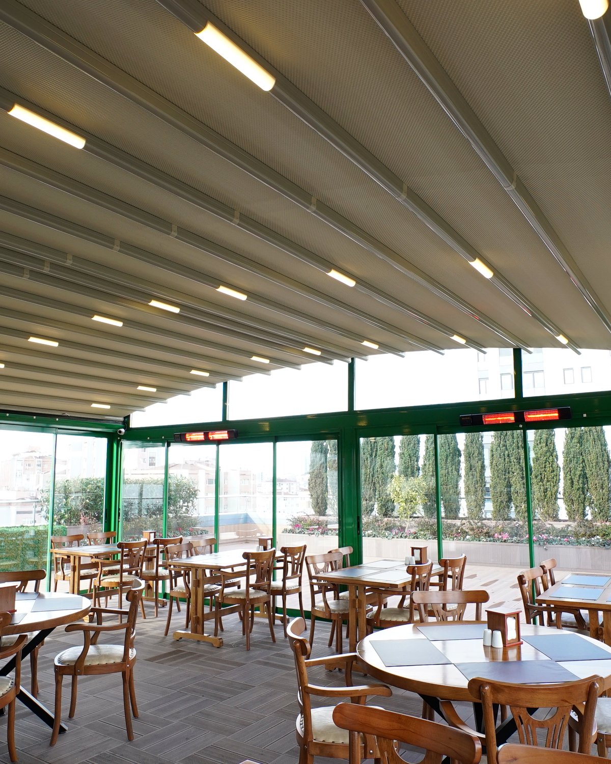 Kozyatağı Terrace pergola installation, Kadıköy, İstanbul